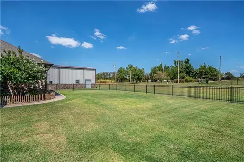 500 Hannah Dr, Tuttle, OK 73089 photo 10