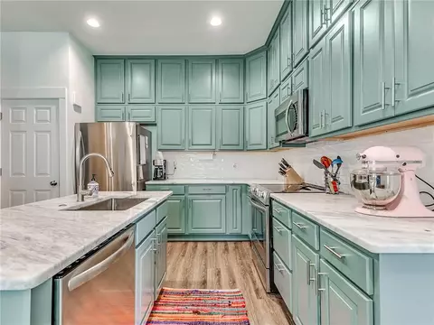 411 E Vilas Ave, Guthrie, OK 73044 photo 9