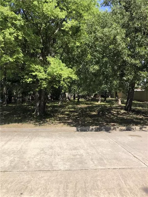 1012 Pecan Dr, Seminole, OK 74868
