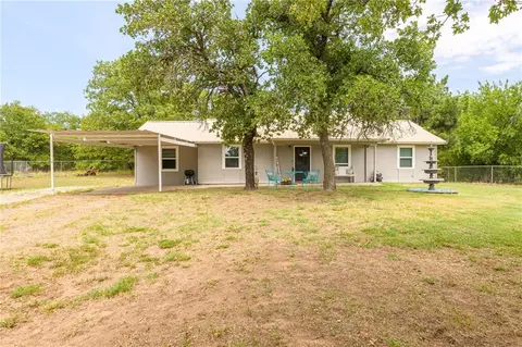 12517 E Franklin Rd, Norman, OK 73026 photo 2