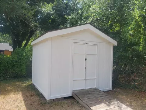 1106 W Apache St, Norman, OK 73069 photo 4