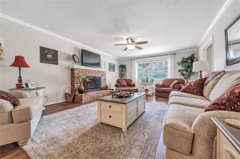 710 E Mansur Ave, Guthrie, OK 73044 photo 7