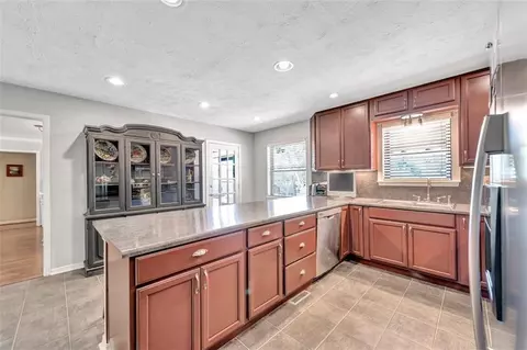 710 E Mansur Ave, Guthrie, OK 73044 photo 10