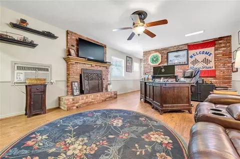 710 E Mansur Ave, Guthrie, OK 73044 photo 6