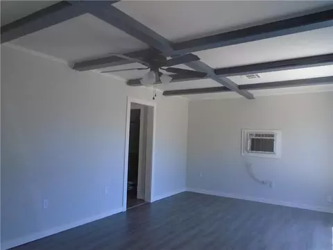 617 Saturn St, Altus, OK 73521 photo 2