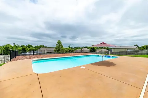 602 Colbert St, Tuttle, OK 73089 photo 5
