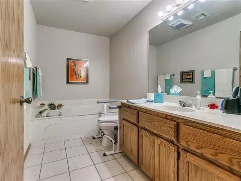109 Tracye Dr, Mcloud, OK 74851 photo 19