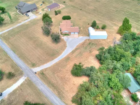 109 Tracye Dr, Mcloud, OK 74851 photo 36