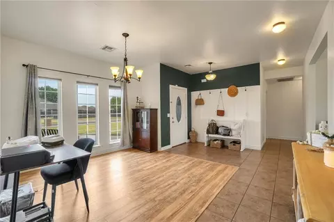 1720 White Tail Dr, Altus, OK 73521 photo 6