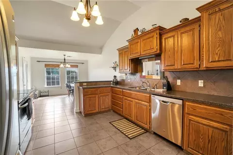 1720 White Tail Dr, Altus, OK 73521 photo 8
