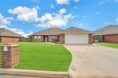 1720 White Tail Dr, Altus, OK 73521 photo 1