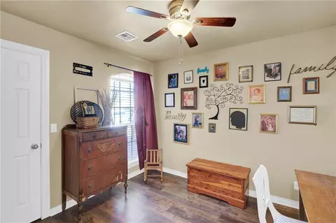 104 W End Ct, Tuttle, OK 73089 photo 18