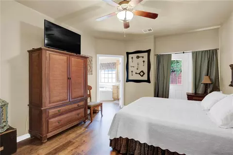 104 W End Ct, Tuttle, OK 73089 photo 9