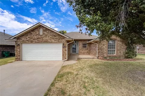 9025 Button Ave, Moore, OK 73160 photo 1