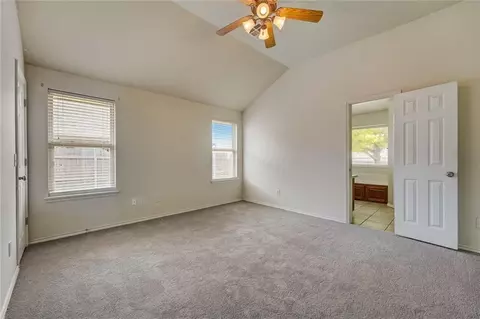 9025 Button Ave, Moore, OK 73160 photo 18