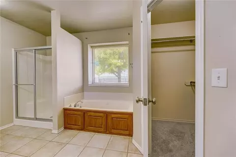 9025 Button Ave, Moore, OK 73160 photo 19