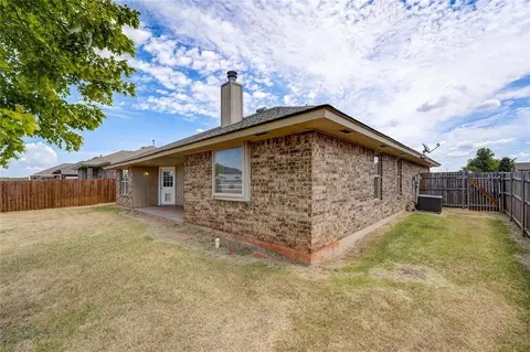 9025 Button Ave, Moore, OK 73160 photo 24