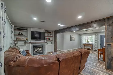 113 S Mockingbird Dr, Altus, OK 73521 photo 9