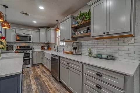 113 S Mockingbird Dr, Altus, OK 73521 photo 18
