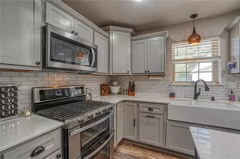 113 S Mockingbird Dr, Altus, OK 73521 photo 19