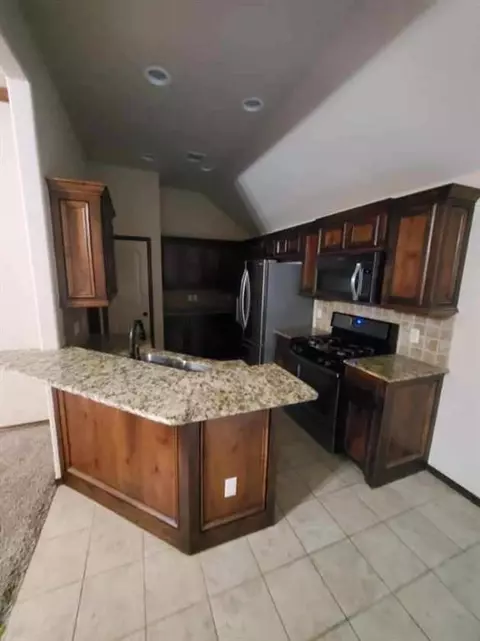 308 Falling Leaf Ter, Moore, OK 73160 photo 7
