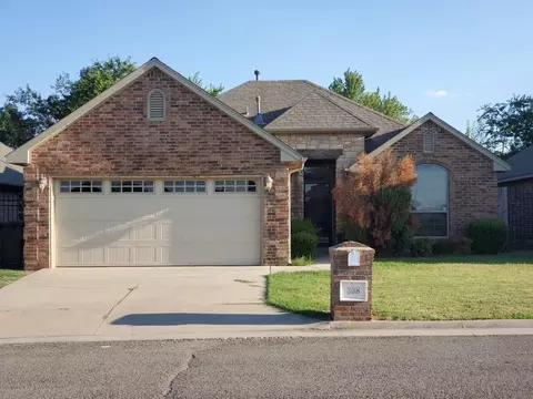 308 Falling Leaf Ter, Moore, OK 73160 photo 2