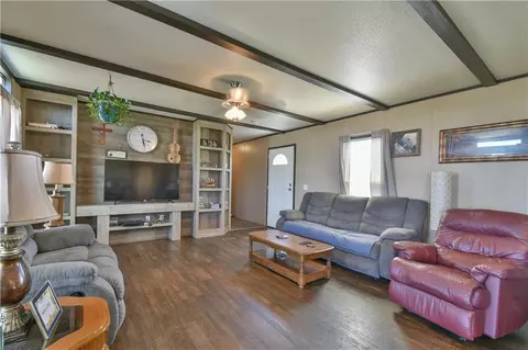106176 Rodeo Dr, Mcloud, OK 74851 photo 1