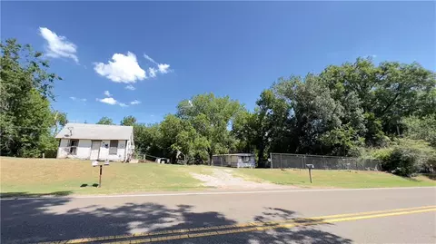 314 W Main St, Coyle, OK 73027 photo 3