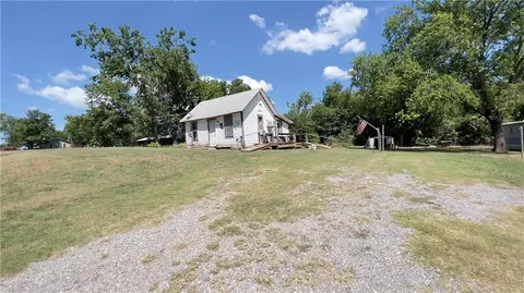 314 W Main St, Coyle, OK 73027 photo 9