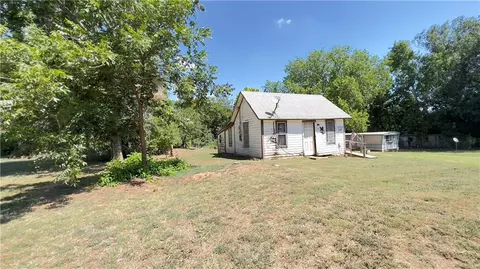 314 W Main St, Coyle, OK 73027 photo 10