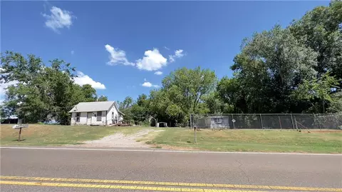 314 W Main St, Coyle, OK 73027 photo 6