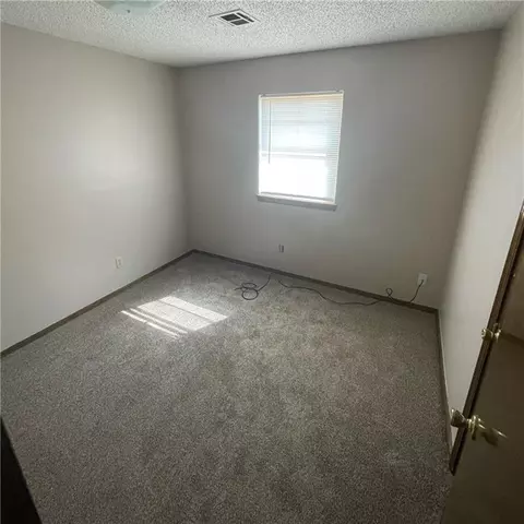603 Comanche Ave, Binger, OK 73009 photo 11