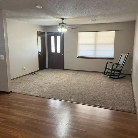 603 Comanche Ave, Binger, OK 73009 photo 6