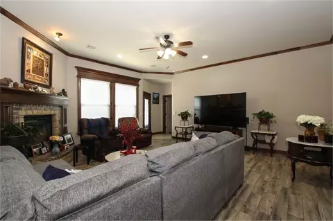1200 Abraham Dr, Tuttle, OK 73089 photo 6