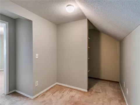701 E 27th Pl, Edmond, OK 73013 photo 32