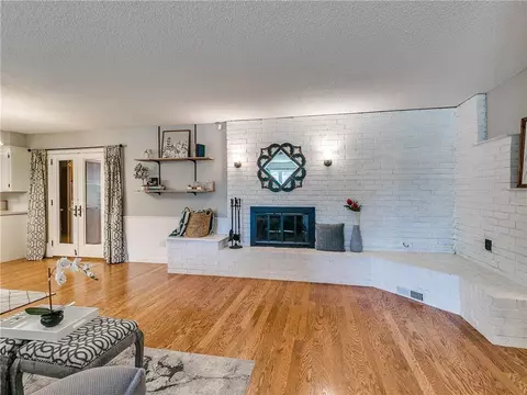 701 E 27th Pl, Edmond, OK 73013 photo 16