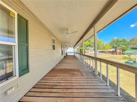 22412 E 1070 Rd, Clinton, OK 73601 photo 3