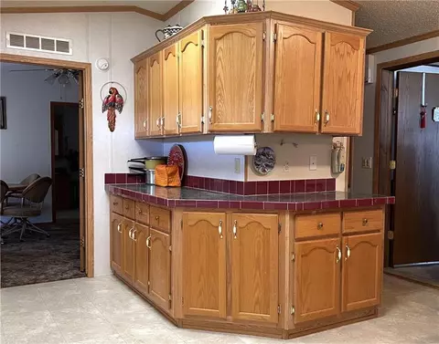 22412 E 1070 Rd, Clinton, OK 73601 photo 6