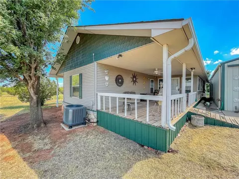 22412 E 1070 Rd, Clinton, OK 73601 photo 24