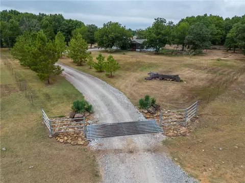 8038 E 124, Wetumka, OK 74883