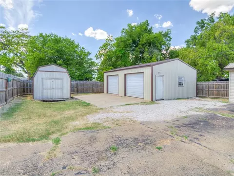 129 S 6th St, Mcloud, OK 74851 photo 14