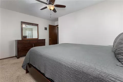 705 Wilkinson Dr, Moore, OK 73160 photo 17