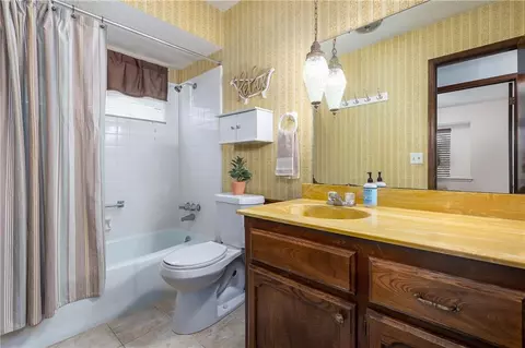 705 Wilkinson Dr, Moore, OK 73160 photo 21