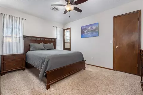 705 Wilkinson Dr, Moore, OK 73160 photo 13