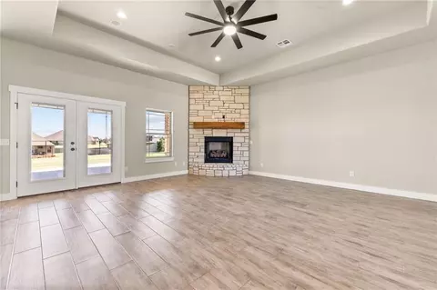 1028 Kimberlin Ln, Tuttle, OK 73089 photo 6