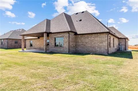 1028 Kimberlin Ln, Tuttle, OK 73089 photo 30