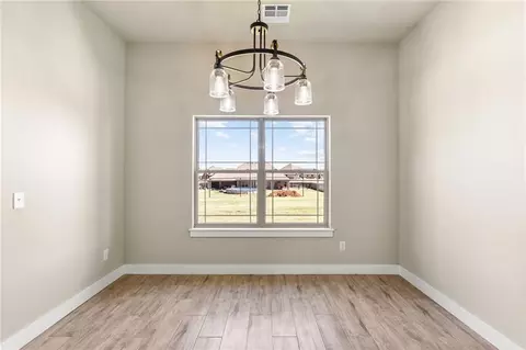 1028 Kimberlin Ln, Tuttle, OK 73089 photo 13