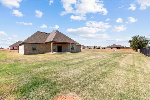 1028 Kimberlin Ln, Tuttle, OK 73089 photo 28