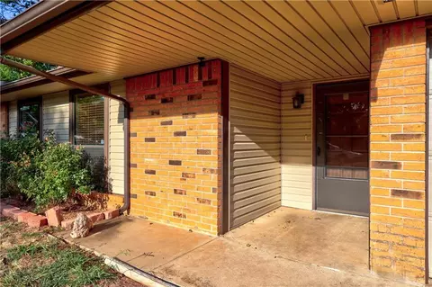 2108 Oakside Dr, Norman, OK 73071 photo 6