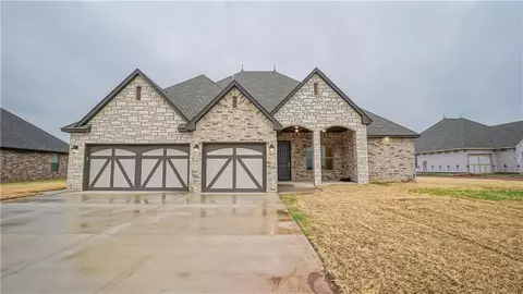 1012 Kimberlin Ln, Tuttle, OK 73089 photo 1